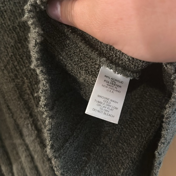 Oona Women’s New England USA Button Front Cardigan Sweater Green Size Small - Picture 6 of 10